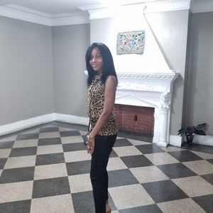 Meet your Posher, Laguerre